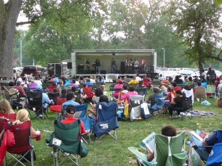starlight concert crowd